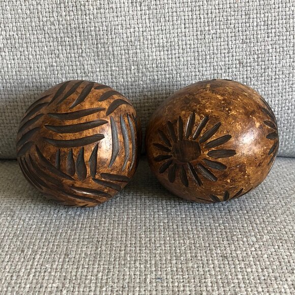 MEXICO Two Decorative Wood Hand Carved Balls Maracas 3 Inch Diameter - Picture 1 of 6